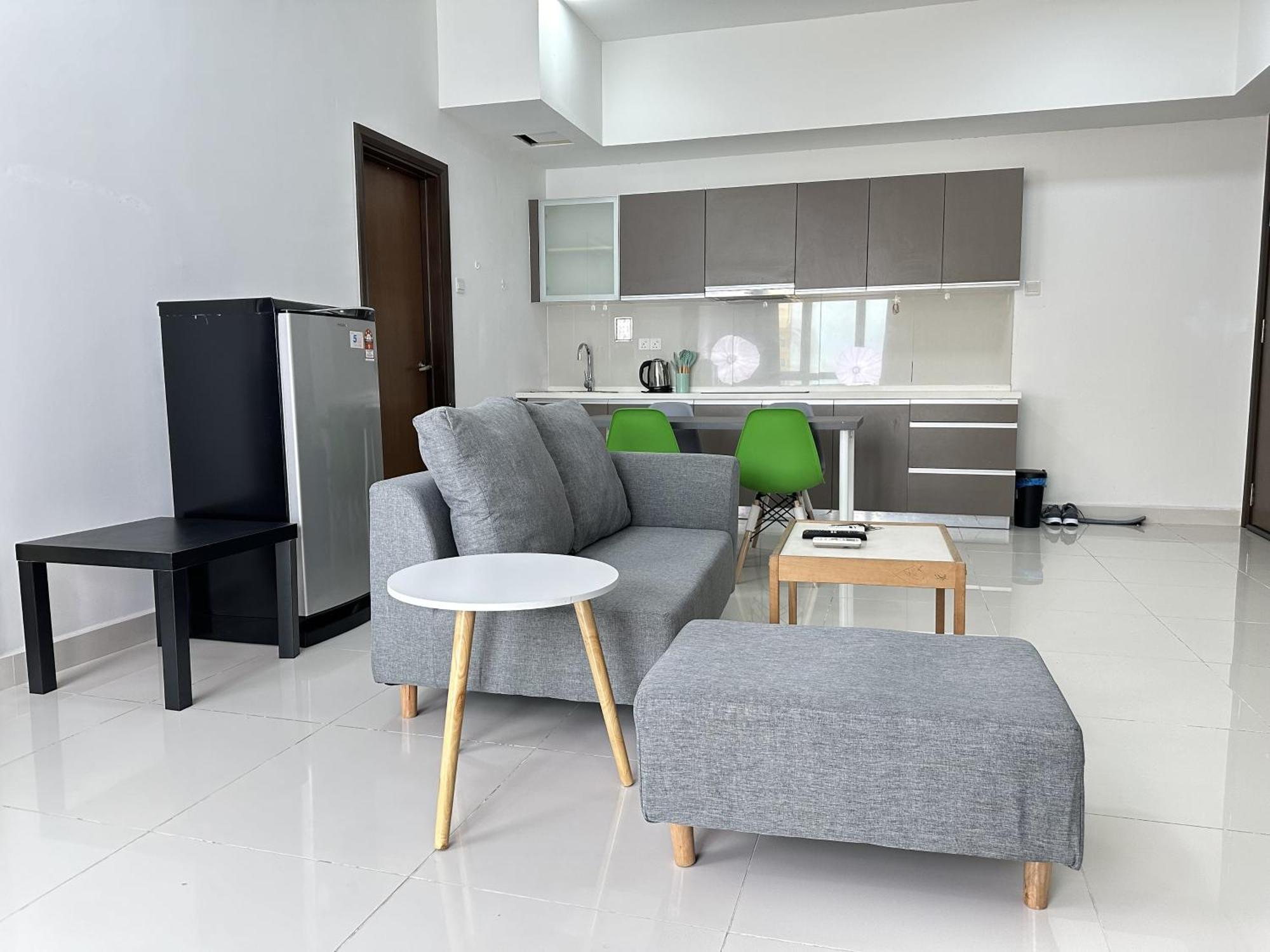 Regalia Sky Pool 1bedr 1br Service Kuala Lumpur