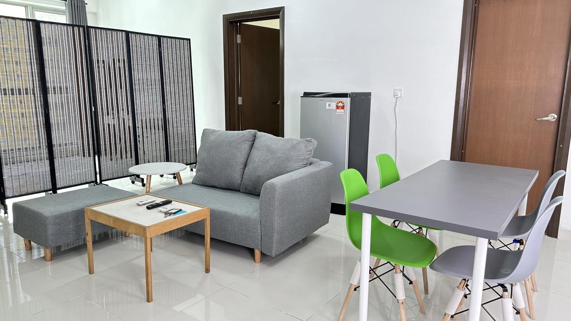 Regalia Sky Pool 1bedr 1br Service Kuala Lumpur