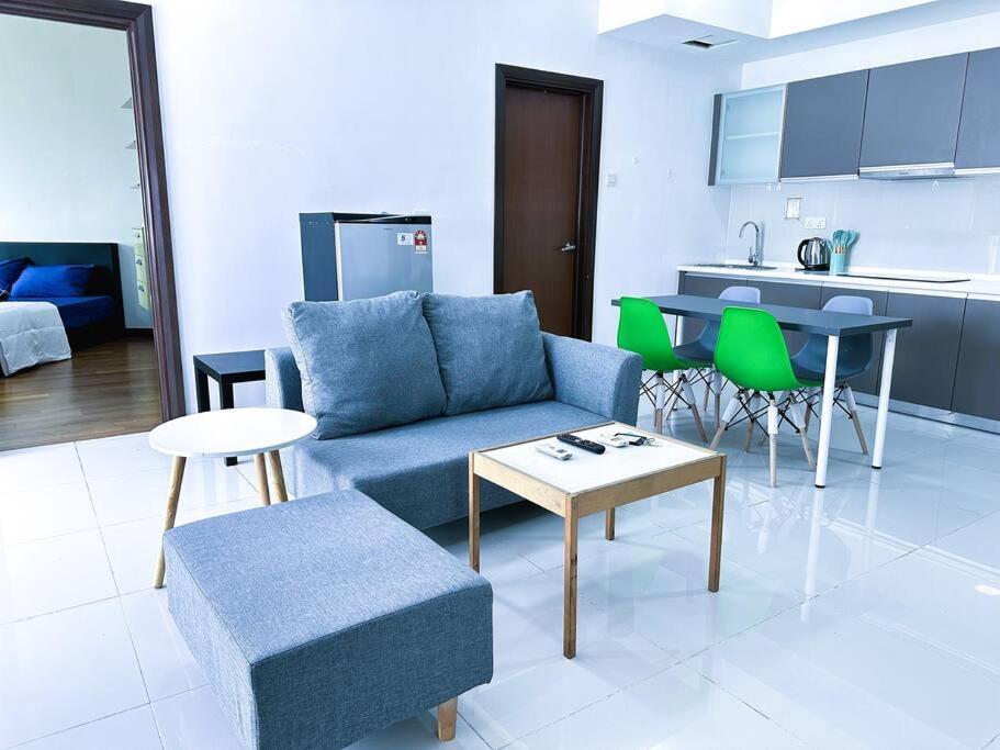 Regalia Sky Pool 1bedr 1br Service Pangsapuri Kuala Lumpur