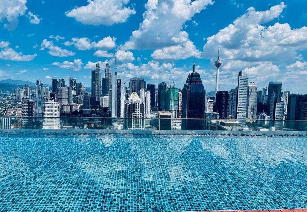 Regalia Sky Pool 1bedr 1br Service Pangsapuri Kuala Lumpur